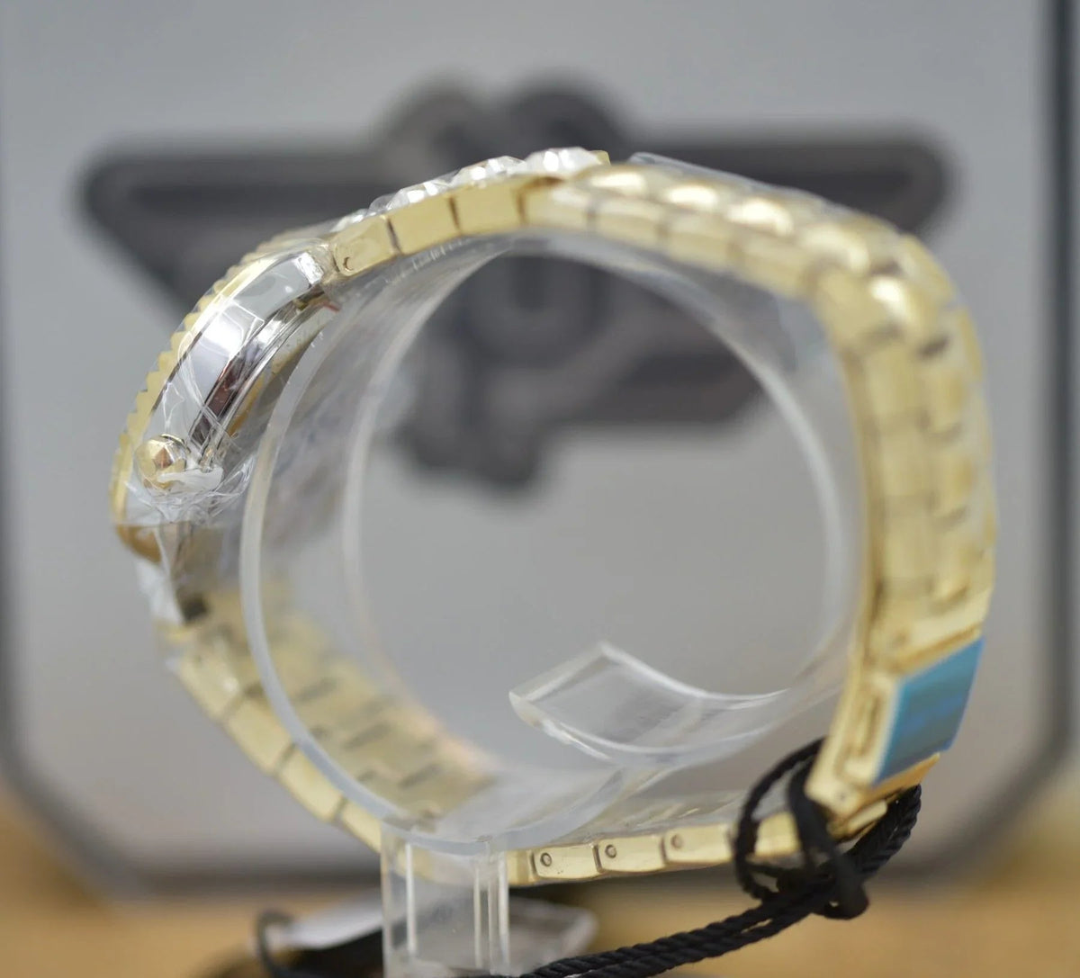 Entdecken Sie die Eleganz der Police PL.16036BSTG/28M Mopion Frauenuhr - Watchshop24.eu