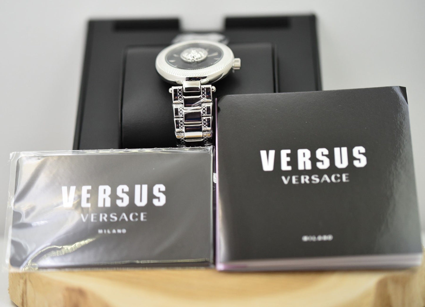 Versus Versace VSP643120 Frauenuhr Brick Lane - Watchshop24.eu