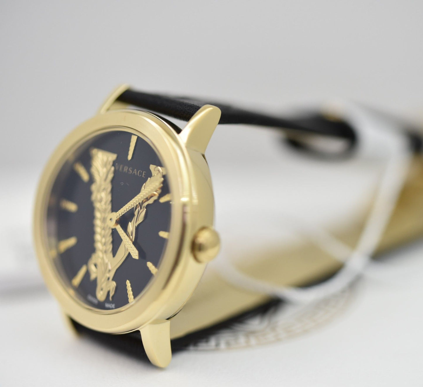 Versace VEHC00119 Virtus Damenuhr - Watchshop24.eu
