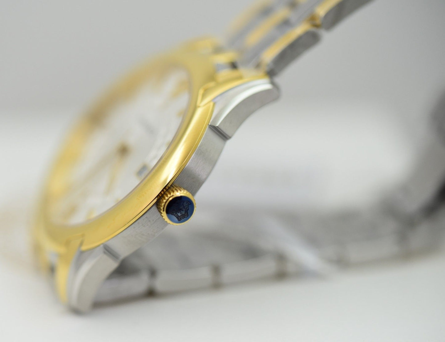 Versace VEUA00720 Herrenuhr Apollo - Watchshop24.eu