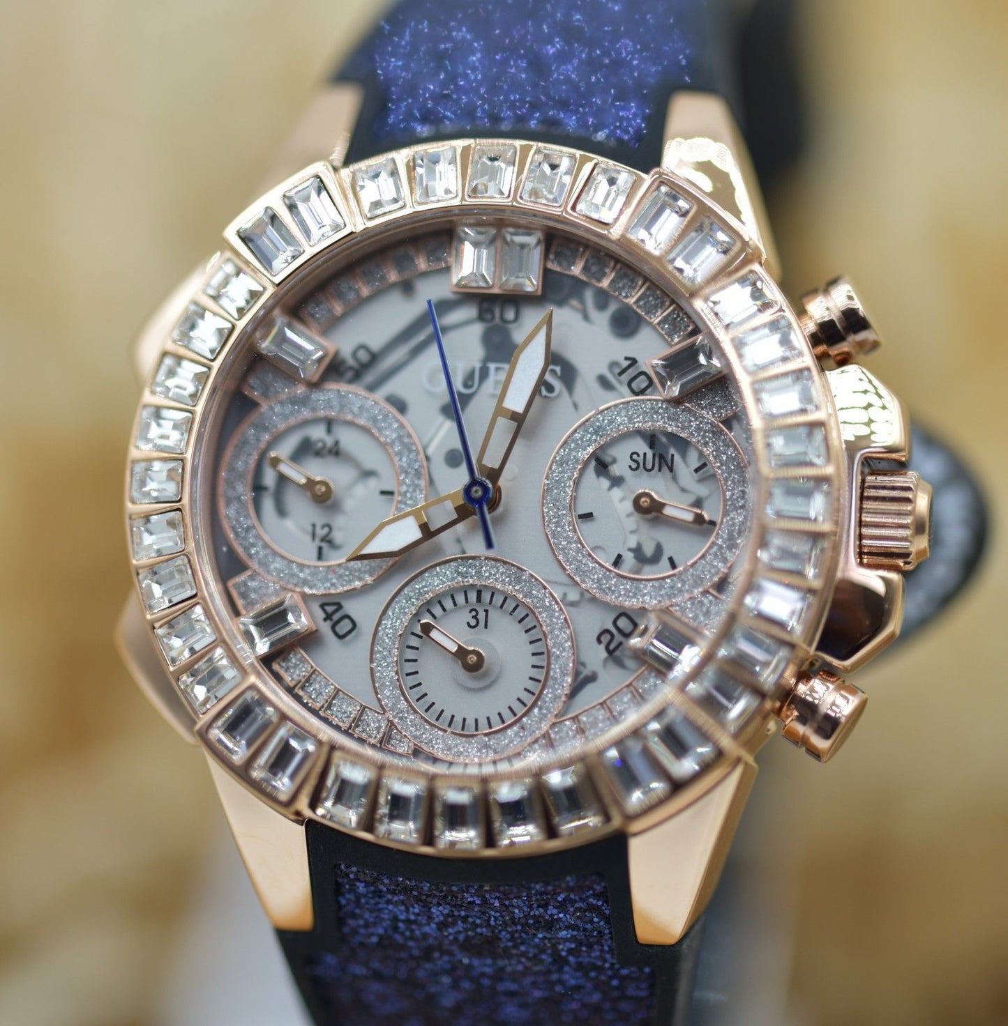 Guess GW0313L3 Multifunktionsuhr Bombshell - Watchshop24.eu