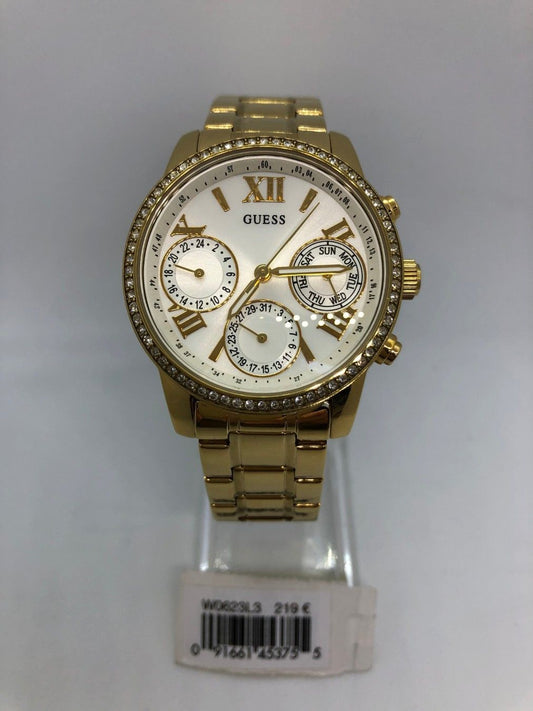 Guess Damen Analog Quarz Uhr mit Edelstahl Armband W0623L3 - Watchshop24.eu