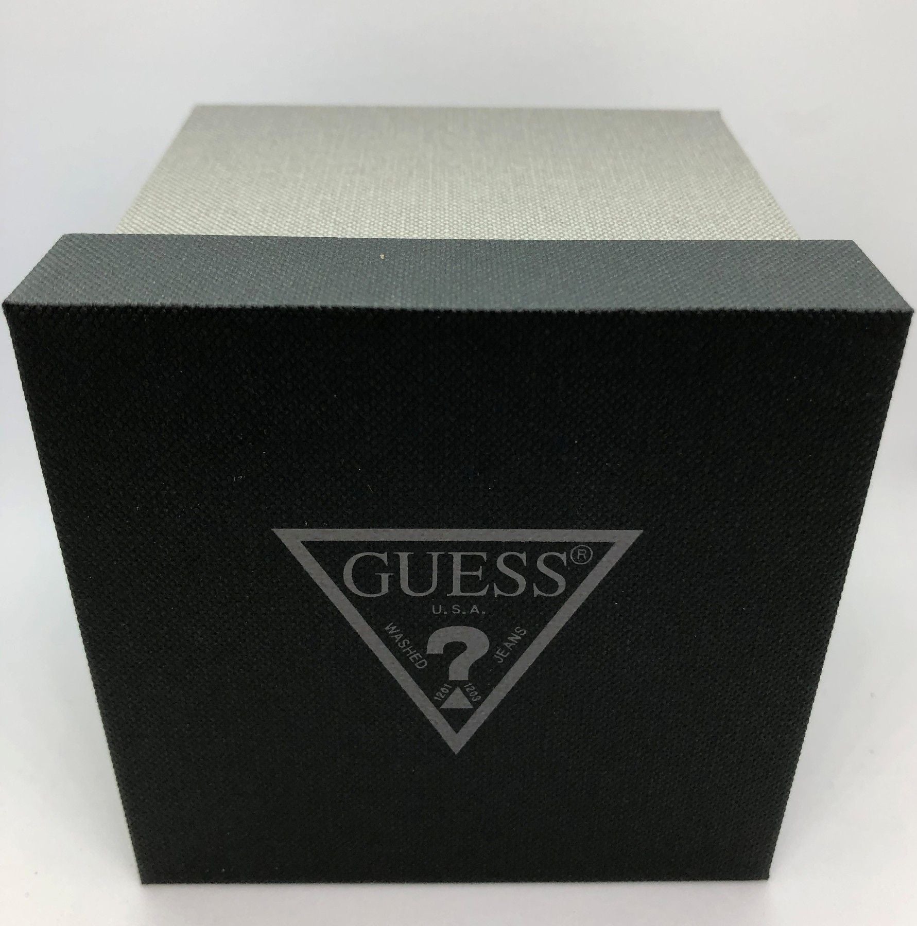 Guess Damen Analog Quarz Uhr mit Edelstahl Armband W0623L3 - Watchshop24.eu