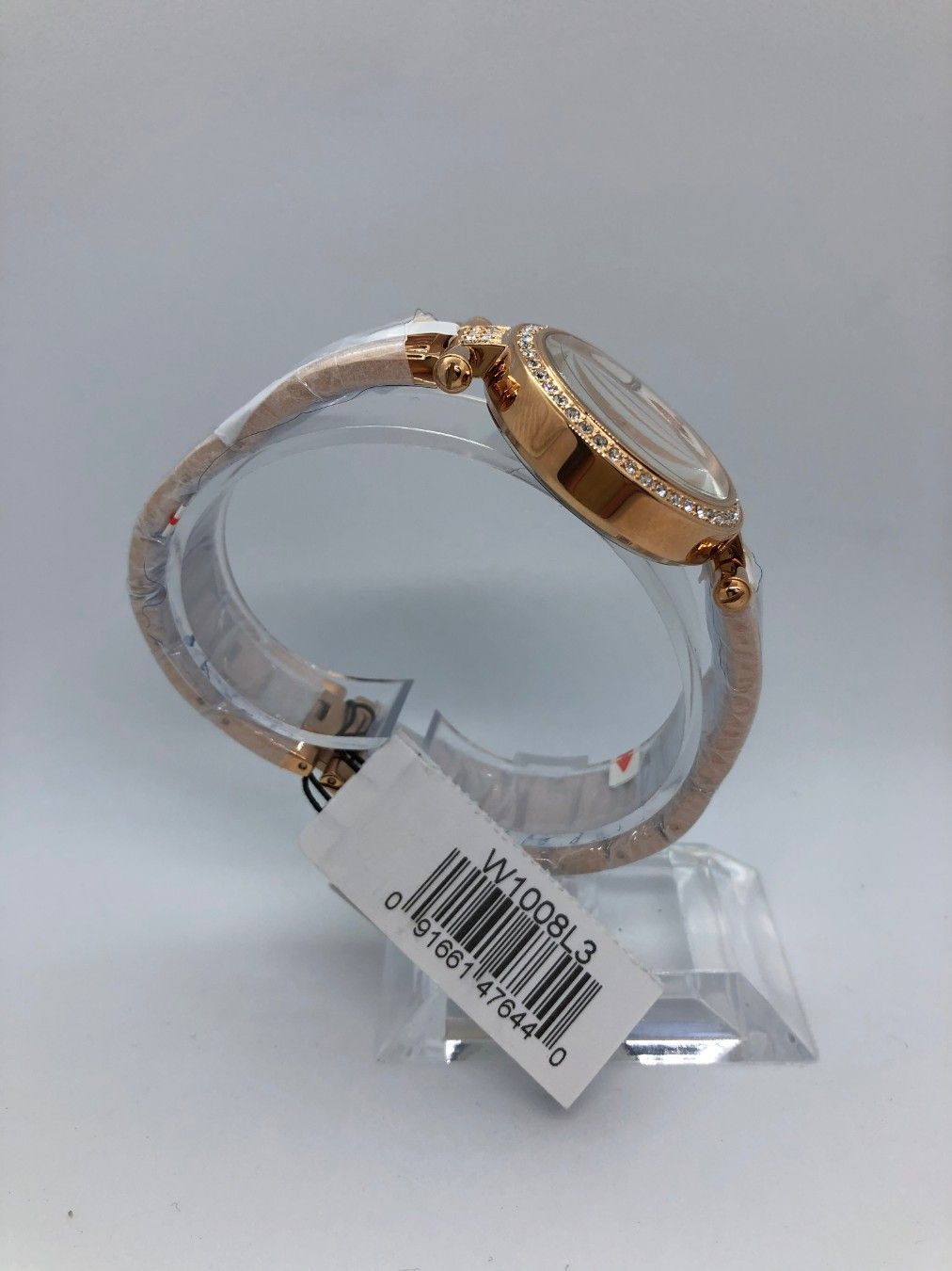 Guess Muse Damenuhr W1008L3 - Edelstahlgehäuse, rosegoldfarbene W1008L3 - Watchshop24.eu