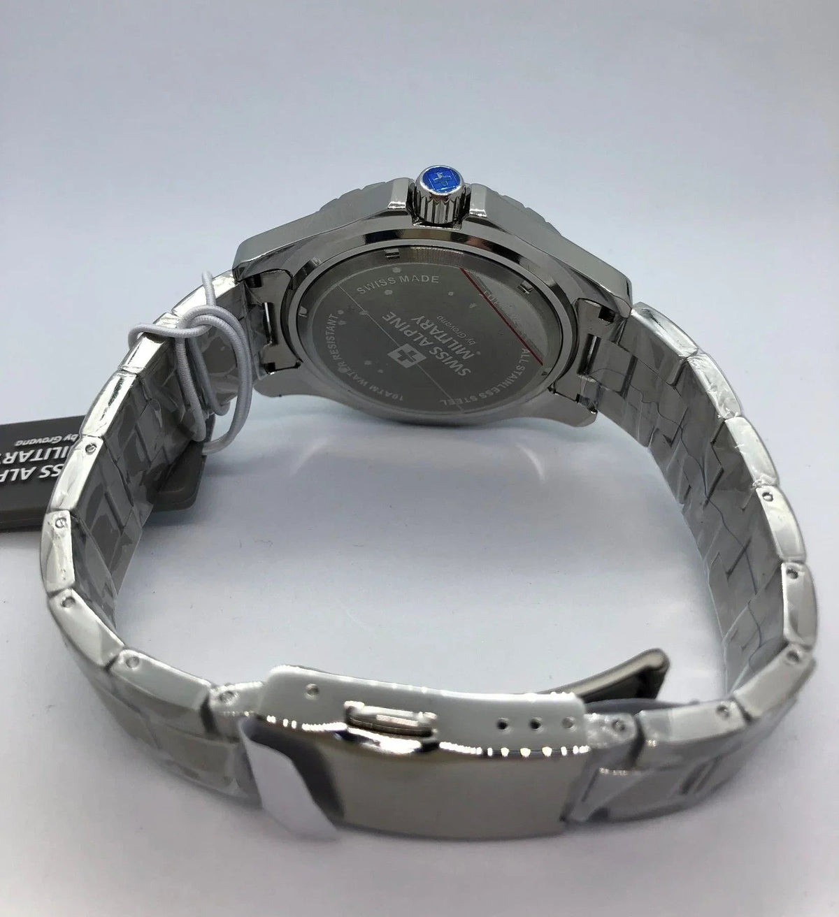 Entdecken Sie die Swiss Alpine Military 70401132SAM Edelstahl Uhr – Zeitloser Stil und höchste Funktionalität - Watchshop24.eu