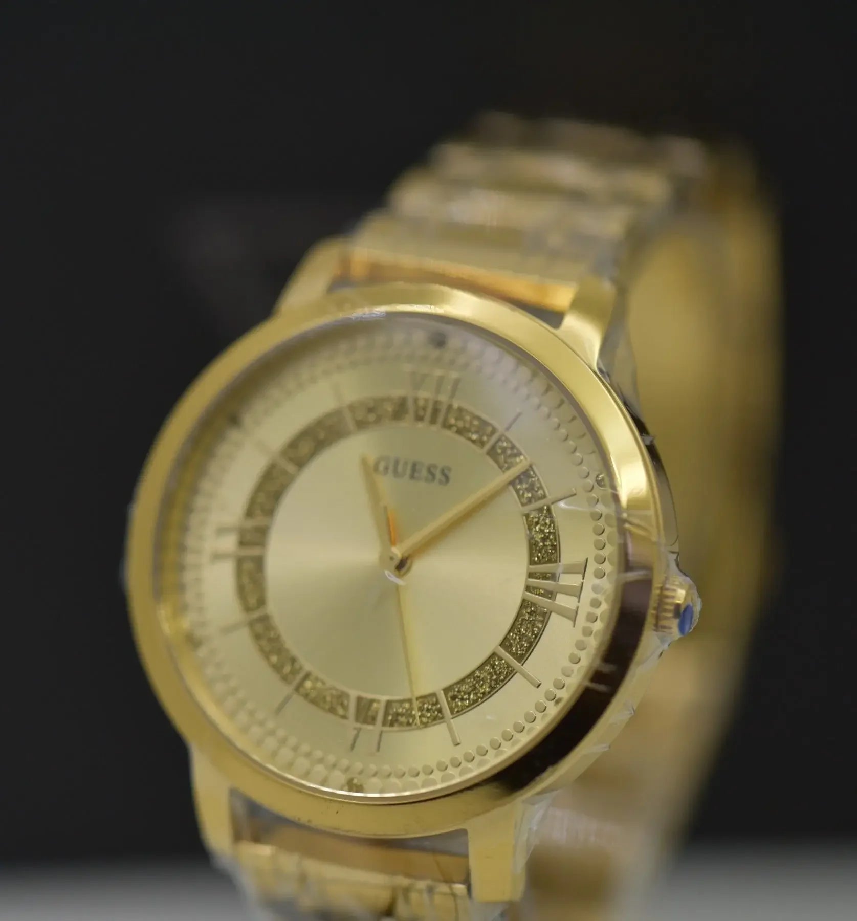 Guess W0933L2 Damen Quarz Armbanduhr - Watchshop24.eu