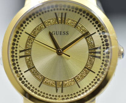 Guess W0933L2 Damen Quarz Armbanduhr - Watchshop24.eu