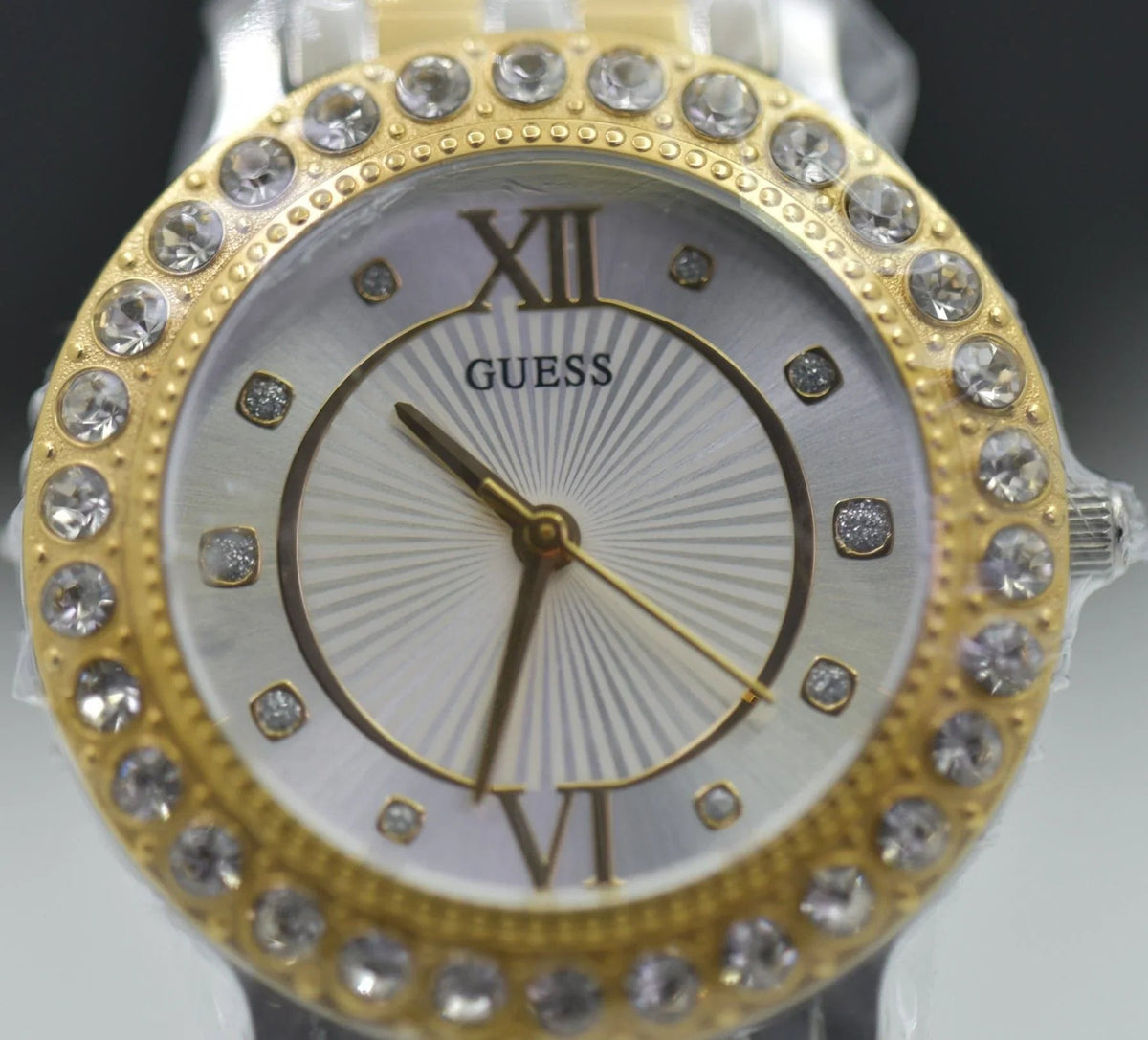 Guess W1062L4 Damenuhr Blush - Watchshop24.eu
