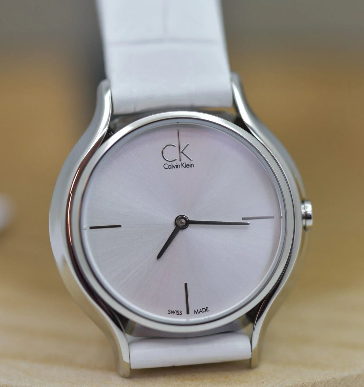 Elegantes Calvin Klein K2U231K6 Leder Armband für einen stilvollen Auftritt - Watchshop24.eu