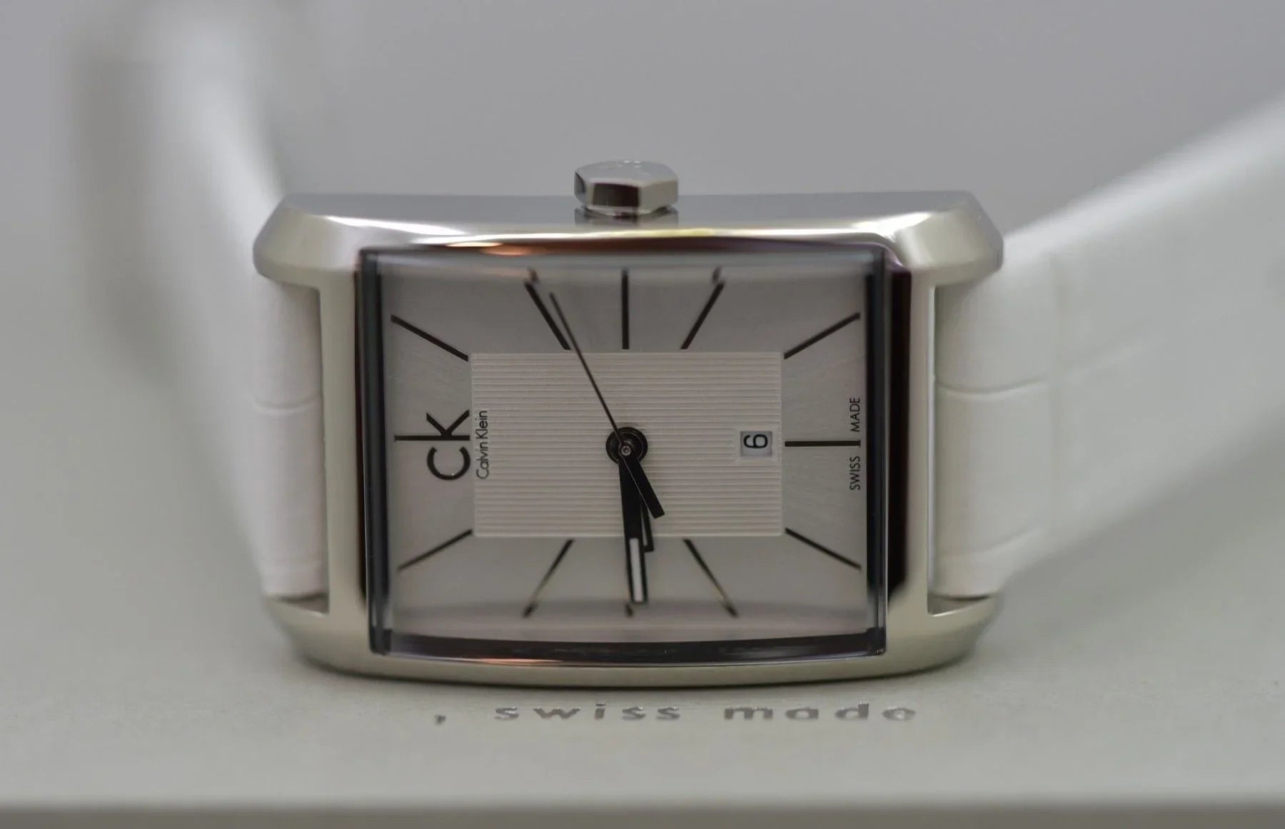 Calvin Klein K2M23120 Window Analog Leder - Watchshop24.eu