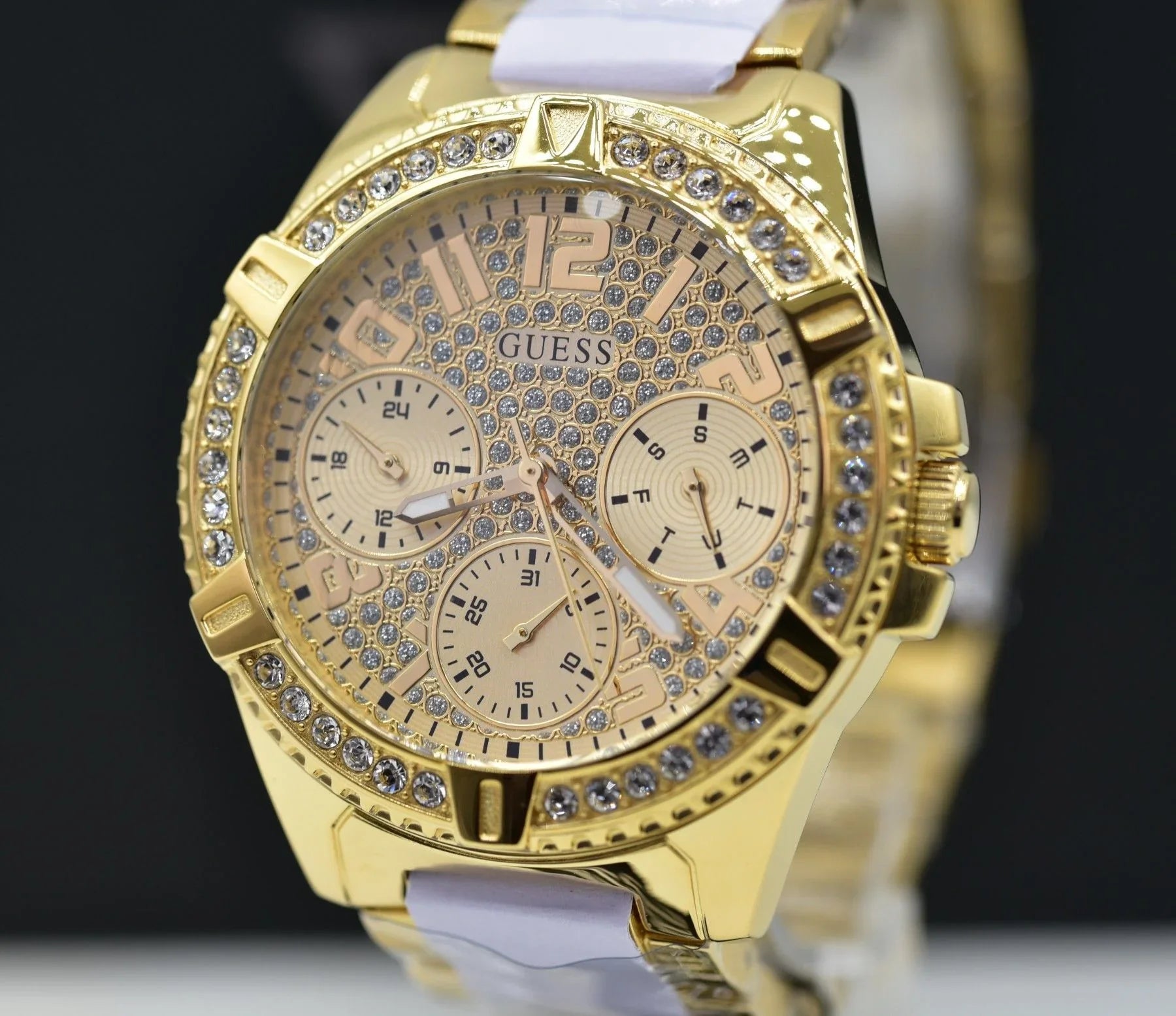 Guess W1156L2 Frontier Damenuhr - Watchshop24.eu
