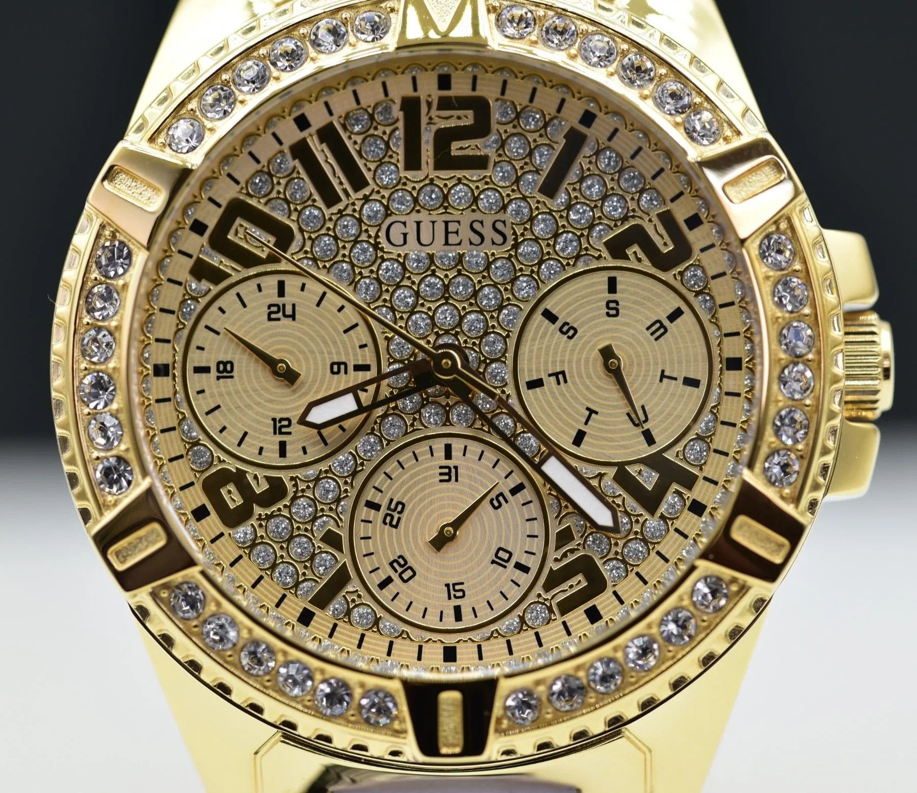 Guess W1156L2 Frontier Damenuhr - Watchshop24.eu