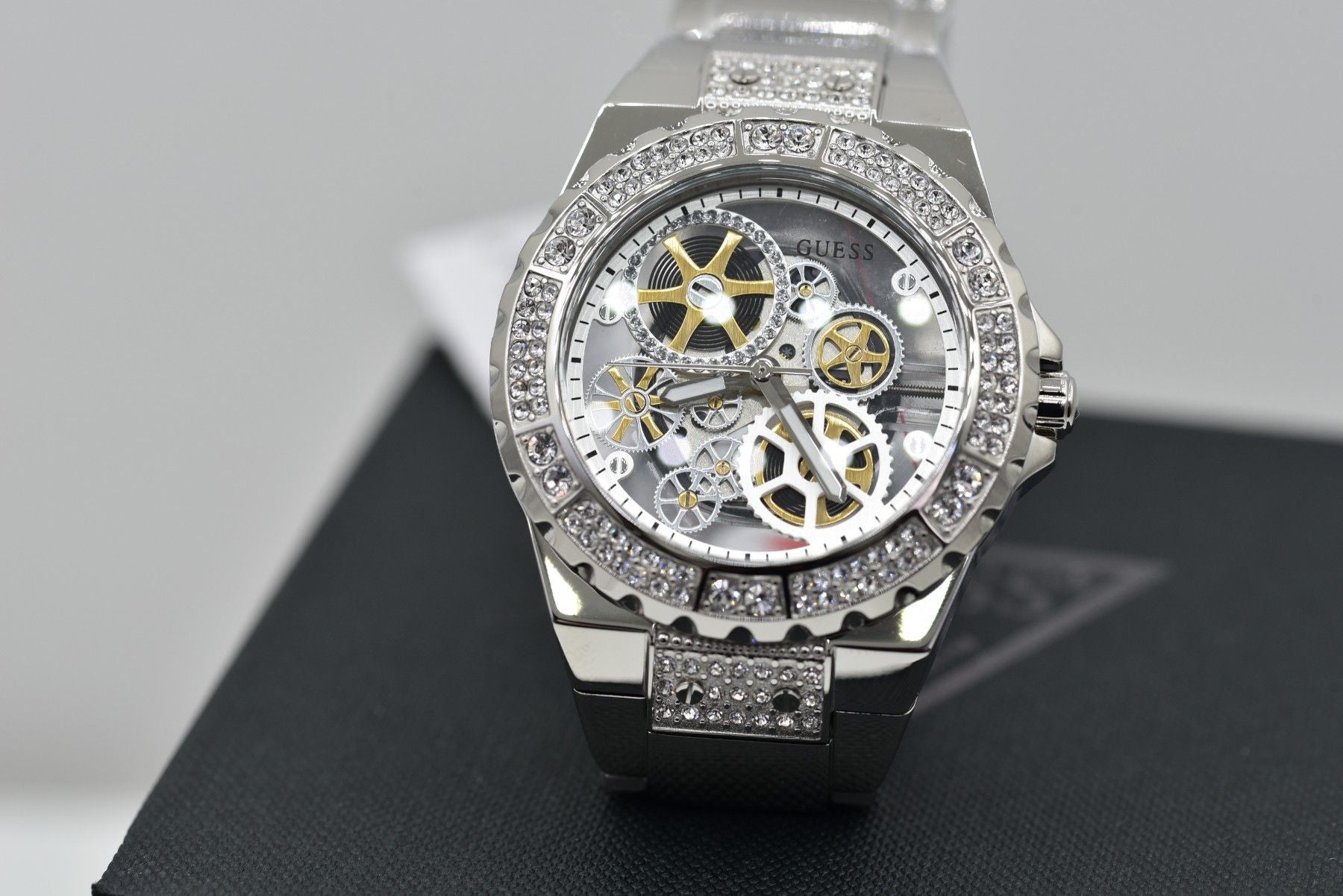 Guess GW0302L1 Quarzuhr Reveal Silber - Watchshop24.eu