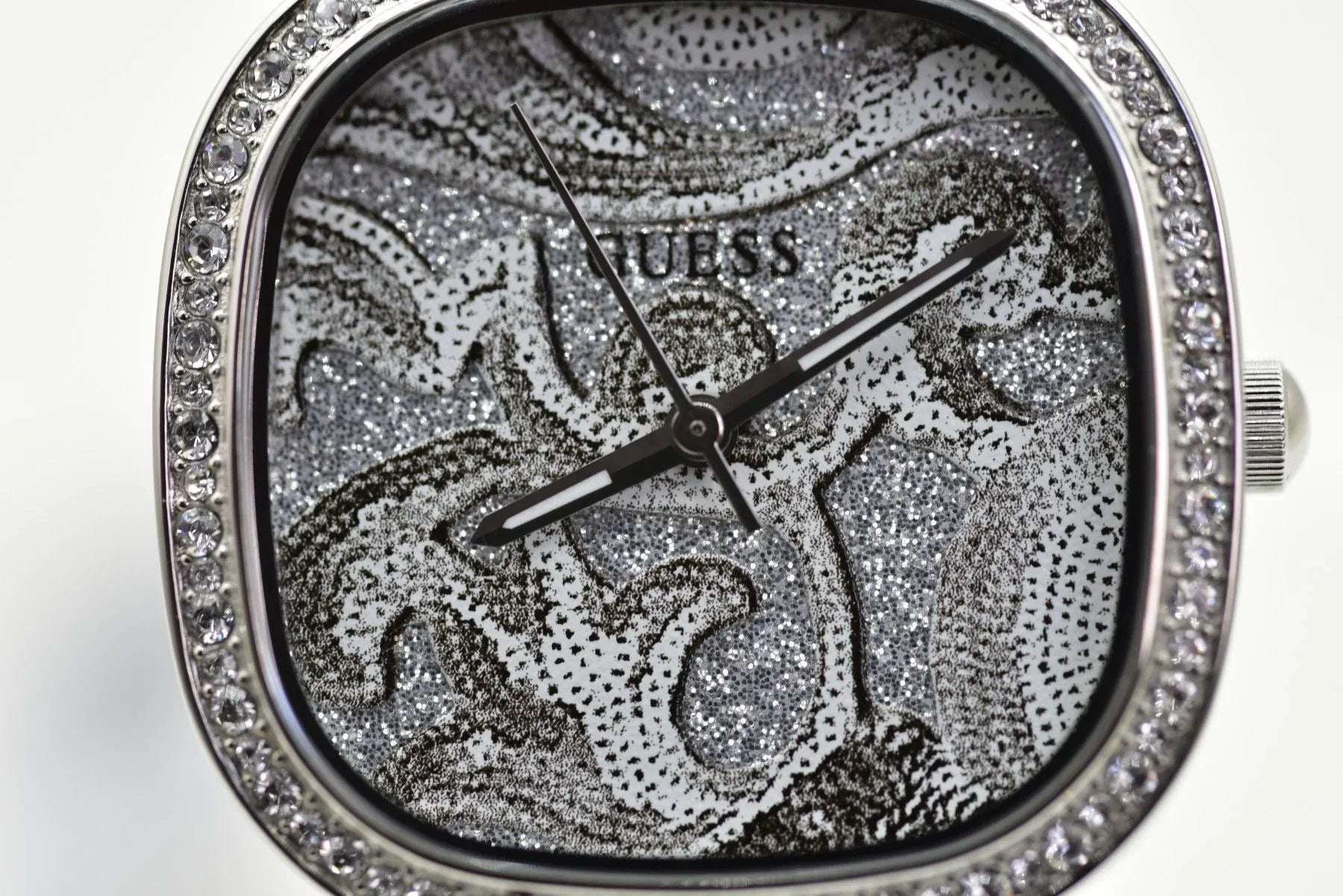 Guess GW0304L1 Quarzuhr Tapestry Silber - Watchshop24.eu