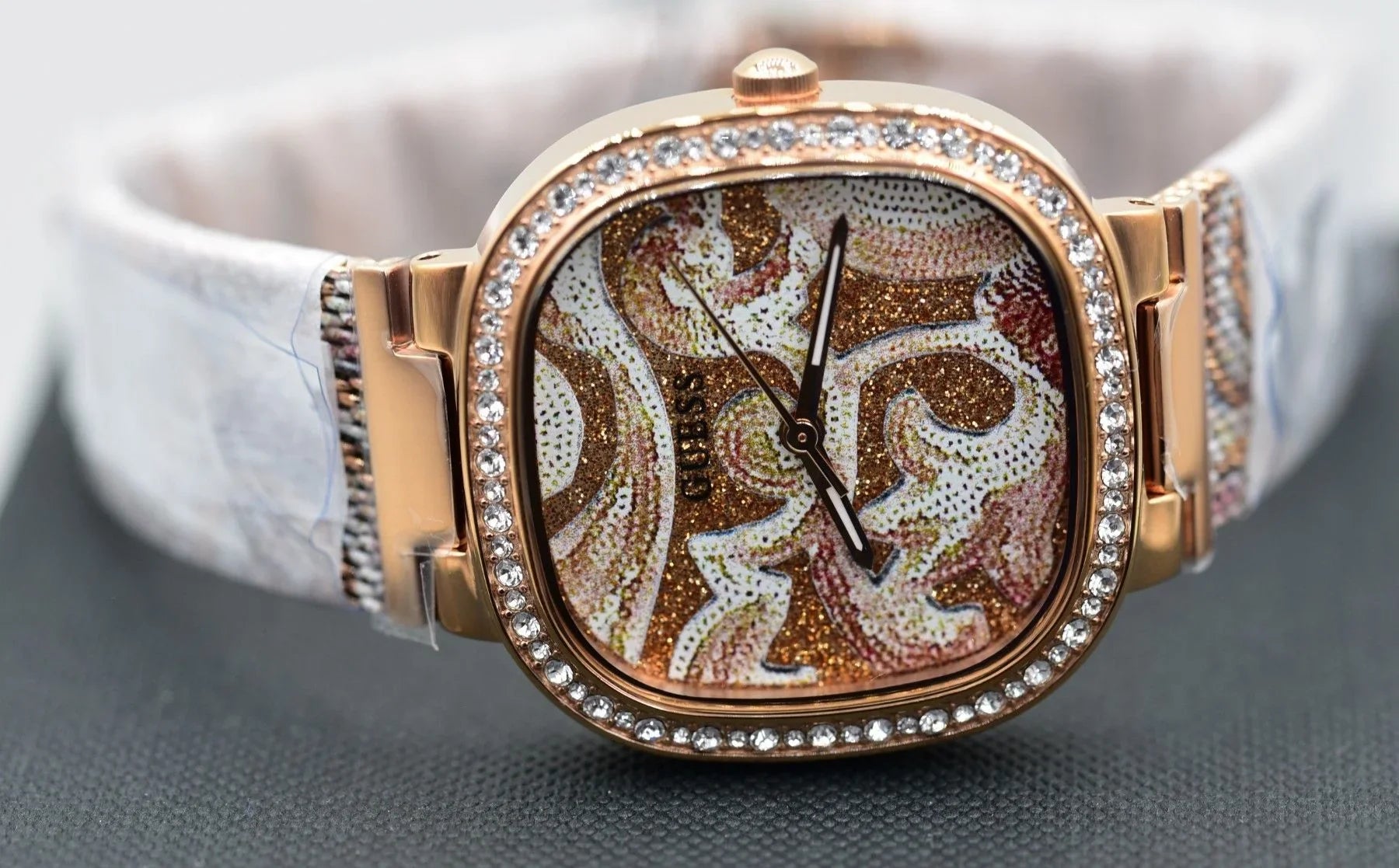 Guess GW0304L3 Quarzuhr Tapestry Rosa - Watchshop24.eu